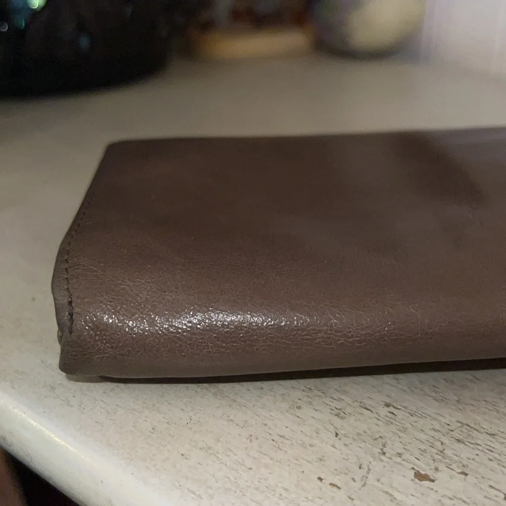 Vintage HOBO Brown Leather Clutch Wallet Folding